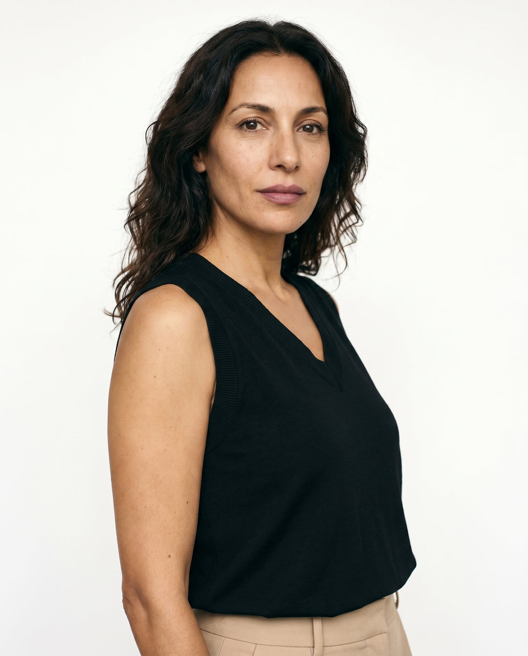 maya-sleeveless-v-neck-top-black-3