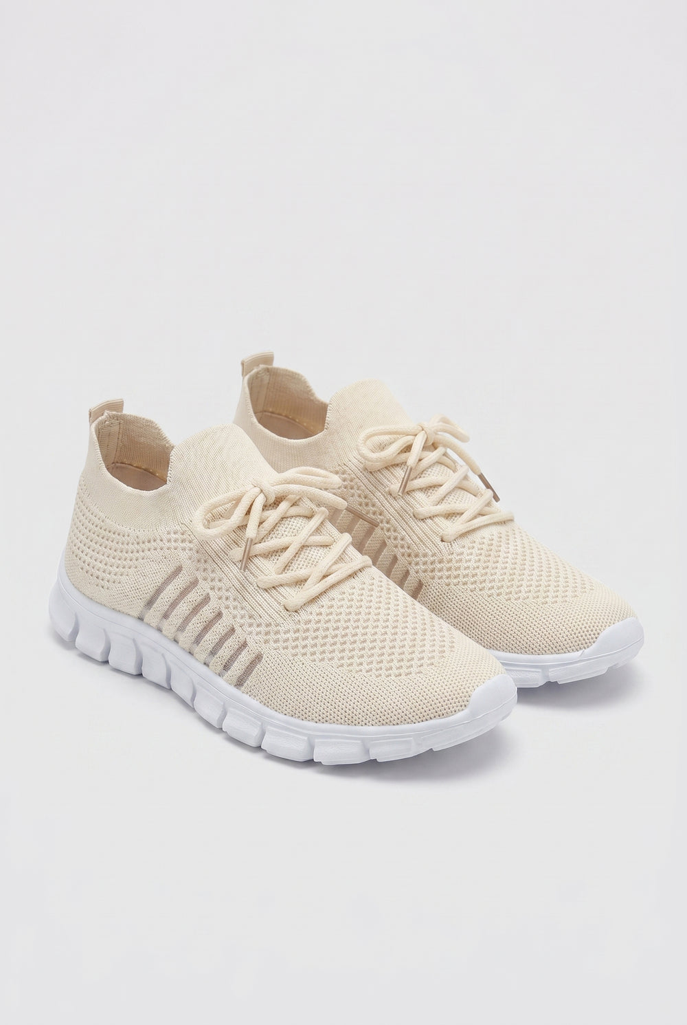 nora-effortless-slip-on-sneake-beige-packshot