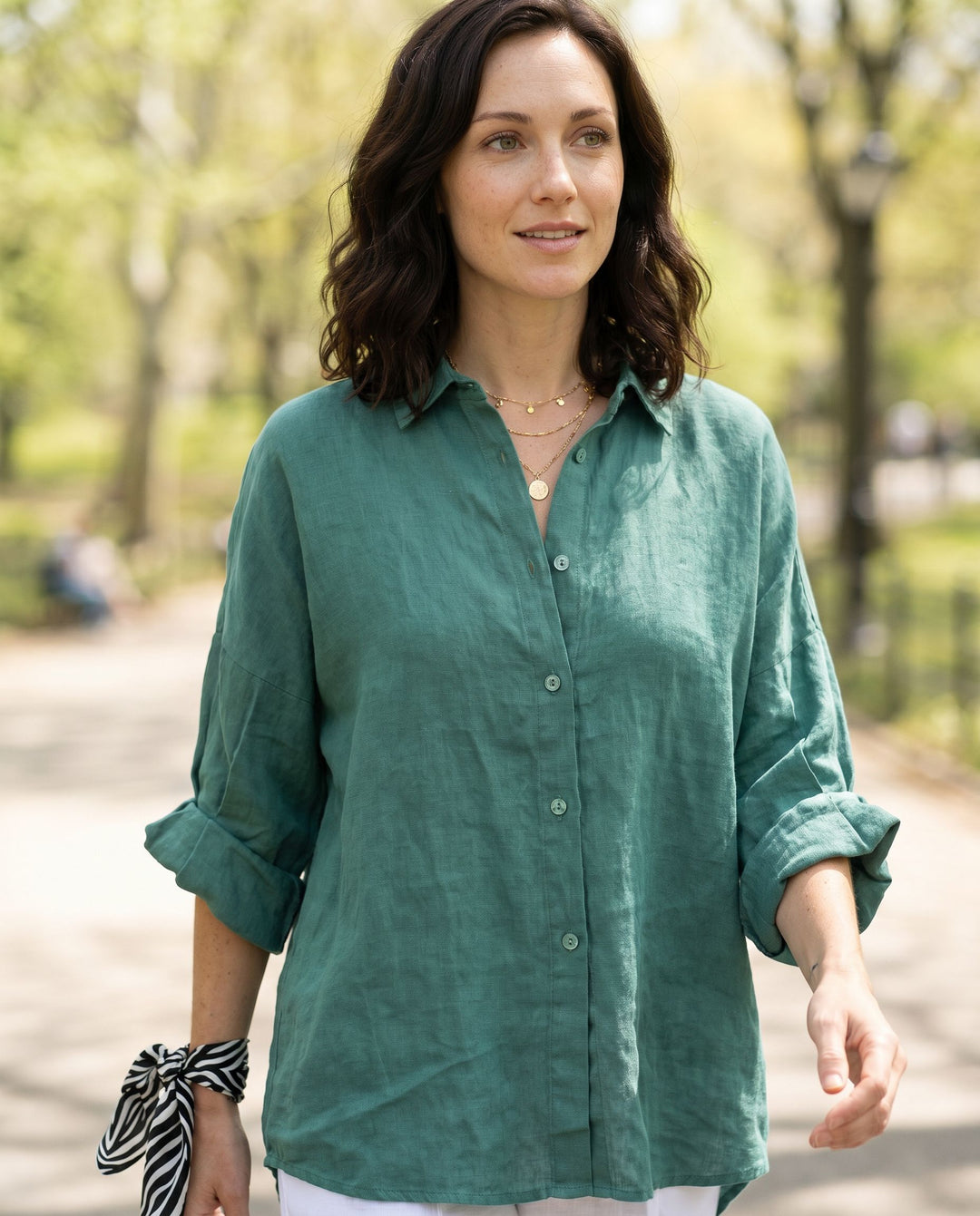 iris-linen-blouse-malachite-green-5