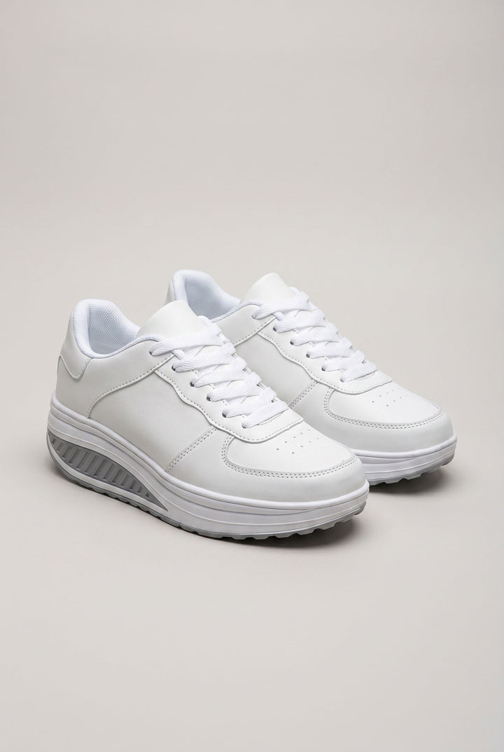 lou-chic-comfort-sneakers-white-packshot