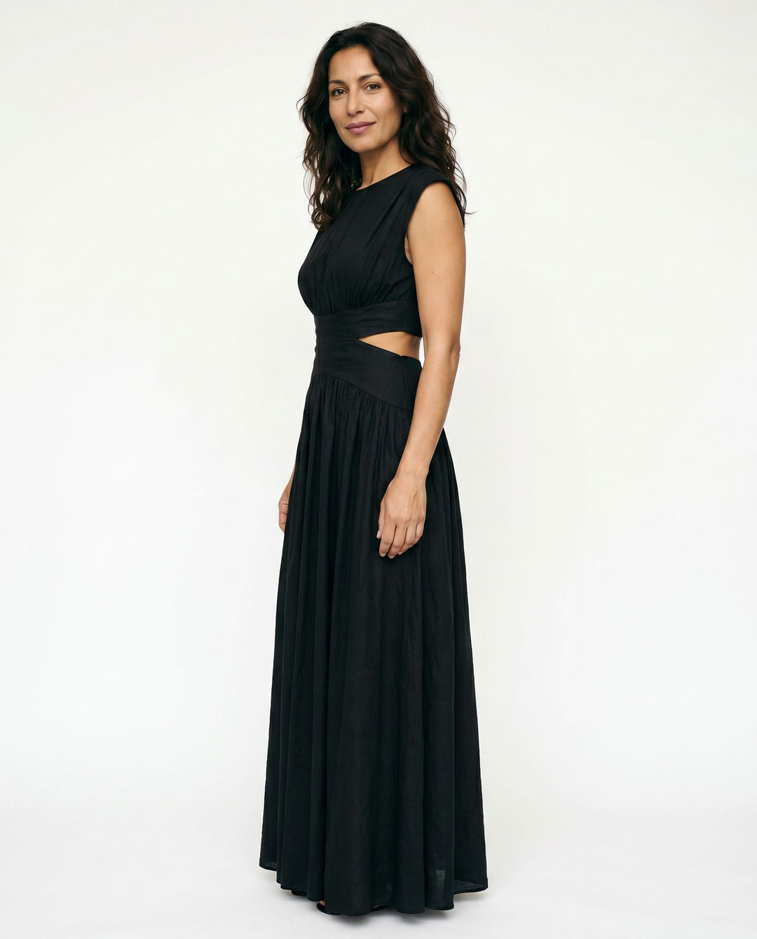 ella-elegant-maxi-dress-black-3