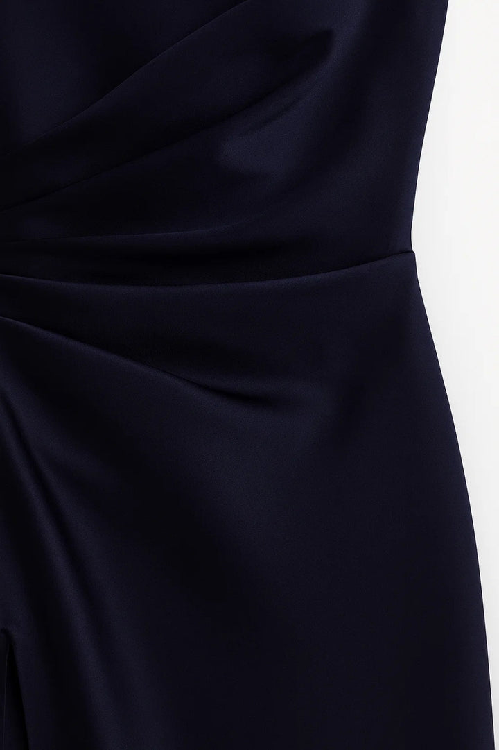 Fitted Gala Maxi Dress with One Shoulder and High Slit for Women