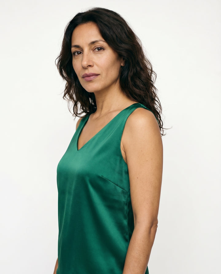 leah-satin-v-neck-tank-emerald-green-3