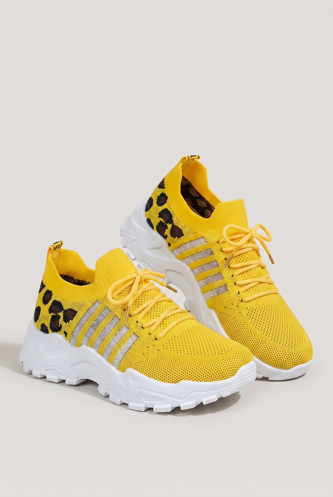 wren-casual-sneakers-yellow-packshot