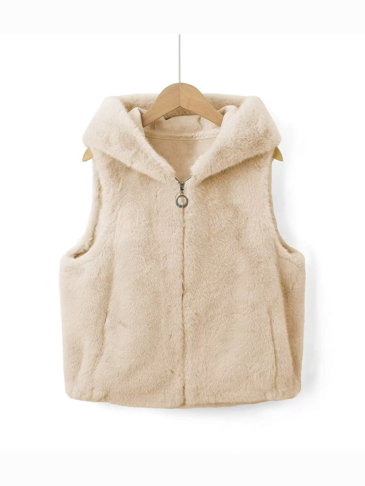 Close-up of hood and collar on Bexley fleece vest