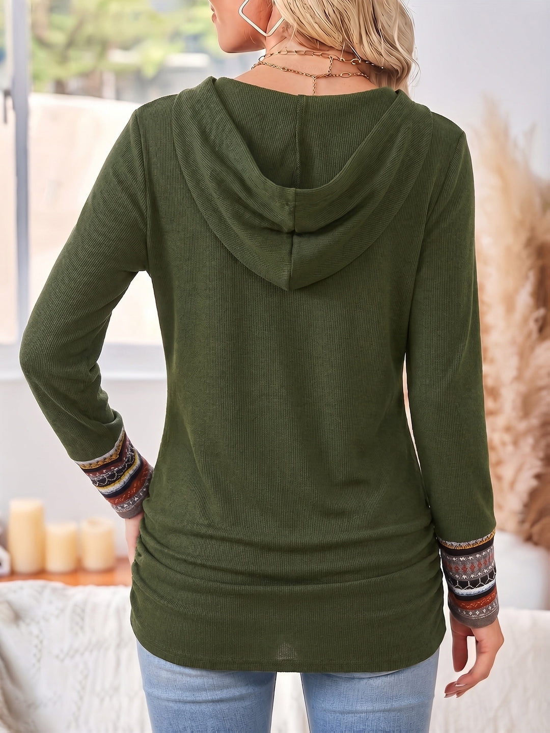 Relaxed Patchwork Trim Cowl Neck Hoodie with Side Ruching for Women