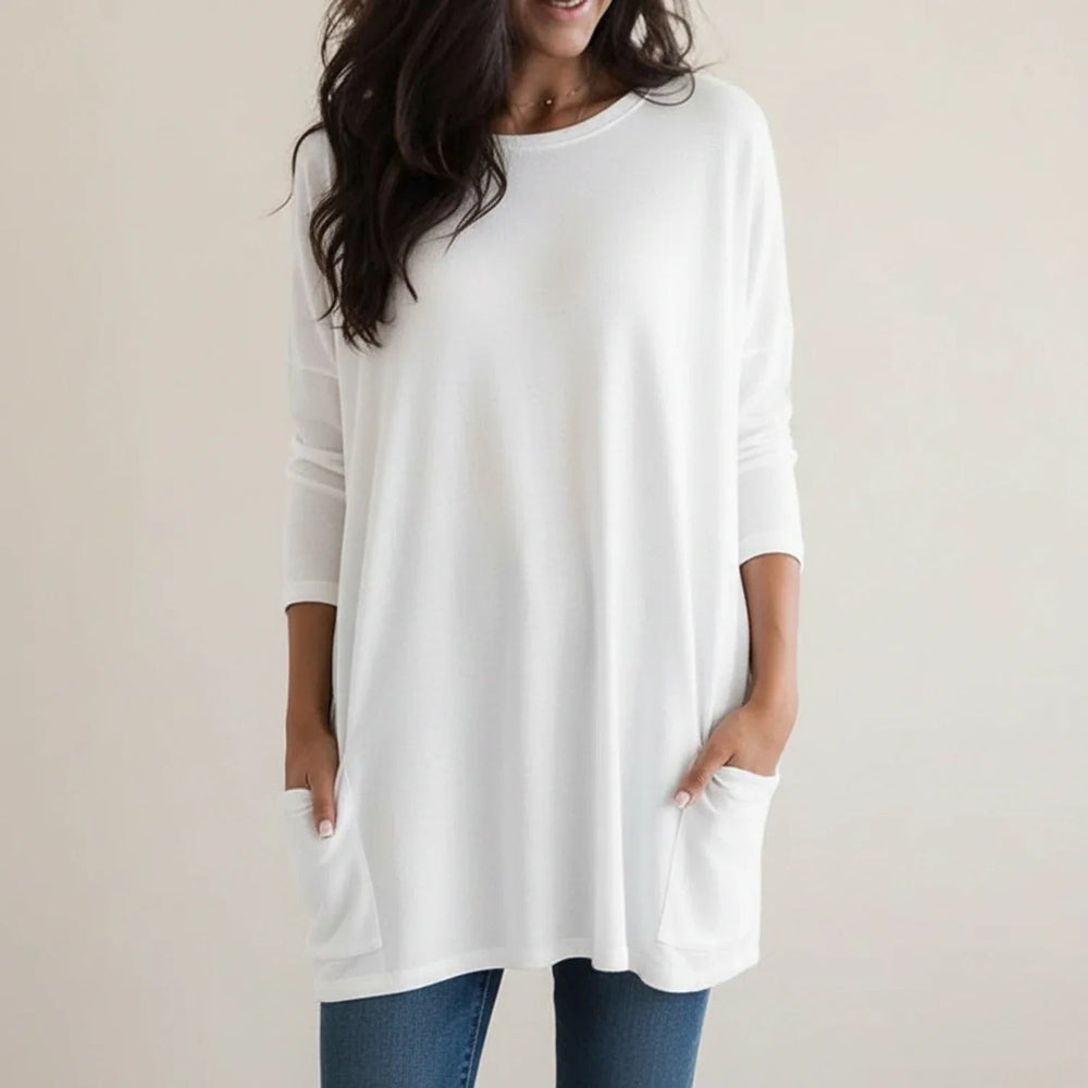 Women's Oversized Sweater Dress with Round Neck and Side Pockets